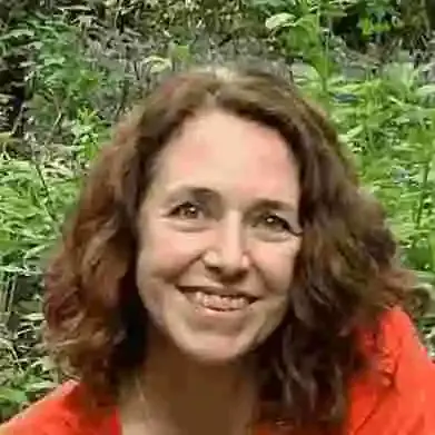Sylvie Barr